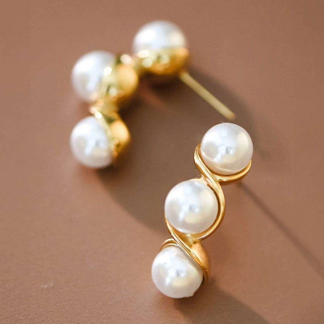 Luna Pearl Cluster Stud Earrings