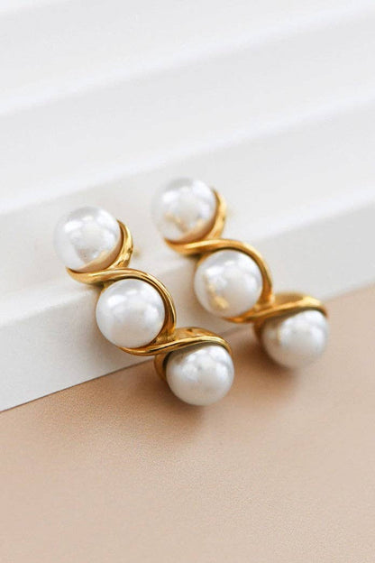 Luna Pearl Cluster Stud Earrings