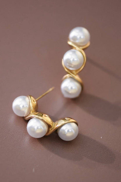 Luna Pearl Cluster Stud Earrings