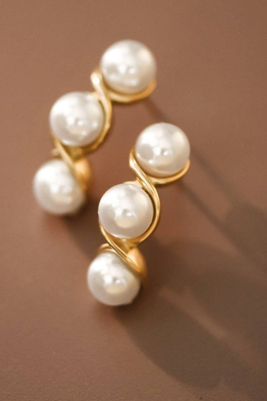 Luna Pearl Cluster Stud Earrings